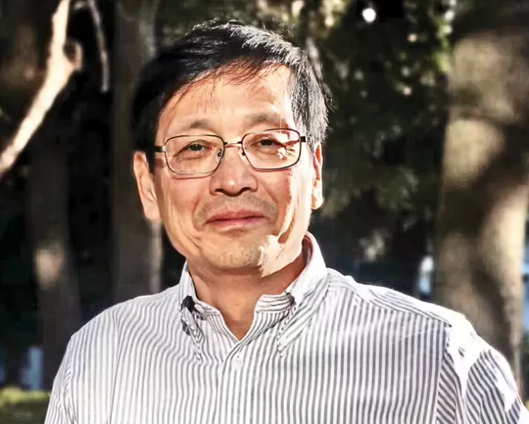 Hitoshi oshitani